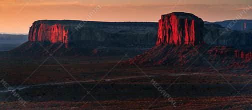 Sunrise of Monument Valley