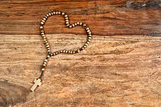 Simple Cross Heart Shape - Rustic