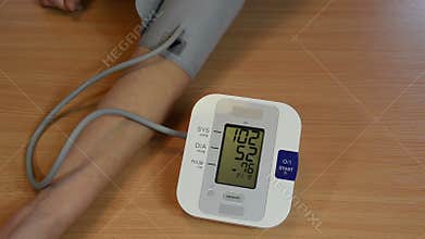 Pressure number vary