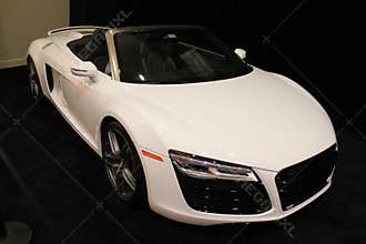 White Maclaren 2015