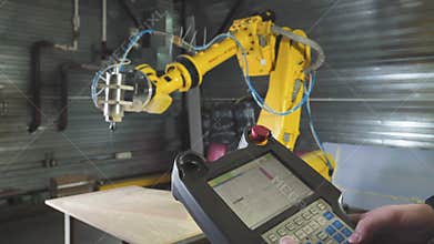 Automated woodcarver. Carver with computer numerical control.