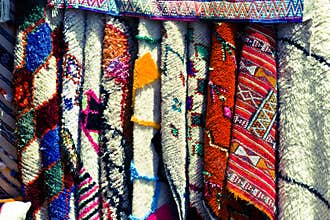 Colors in oriental markets