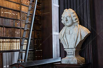 Doctor Baldwin bust in Trinity College