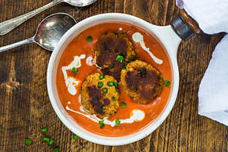 Thai crab cakes and bisque