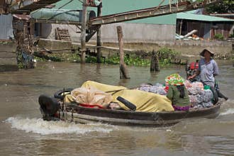 Vietnam, Mekong Delta floating market