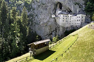 Predjama Castle