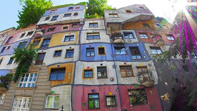 bizarre hundertwasser house, vienna, austria, timelapse, zoom out, 4k