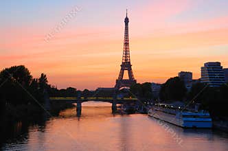 Eiffel tower sunrise, paris
