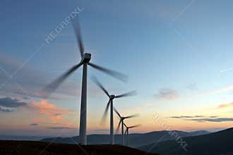 Wind turbine farm turning