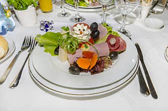 Food arrangement on plate