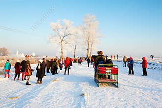 The visitors in Han village
