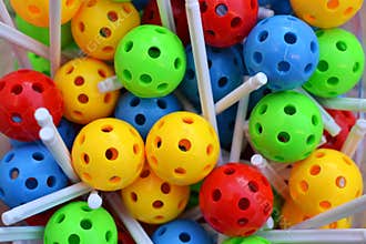 Colored balls building toy