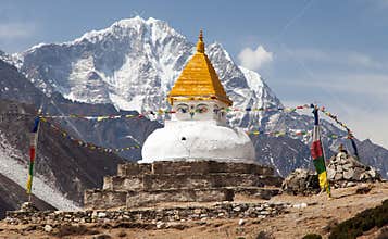 Stupa near Dingboche village with prayer flags