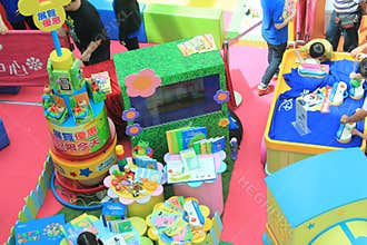 Toy, product, birthday, food