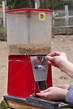 Petting Animals Food Dispenser