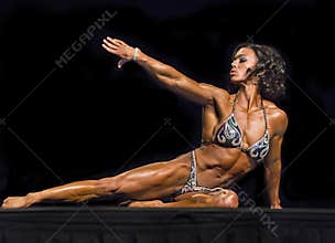 Women Show Off Amazing Physiques in Vancouver