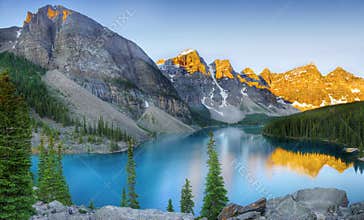 Moraine Lake, Banff Np, Alberta, Canada