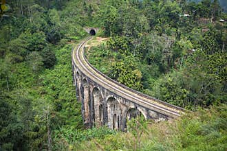 Nine arches bridge, Ella, Sri Lanka