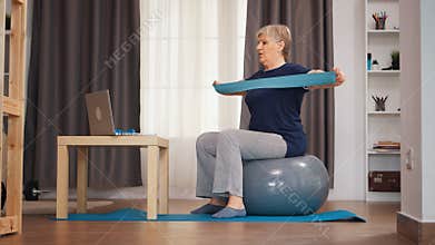 Senior woman training online
