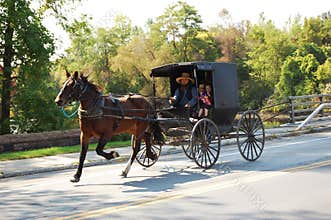 Amish Travel
