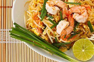 Thai stir-fried rice noodles (Pad Thai)
