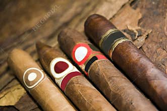 Hand rolled cigars tobacco Nicaragua