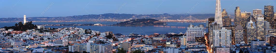 San Francisco at dusk (Panoramic shot)