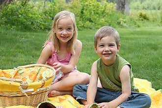 Sibling Picnic