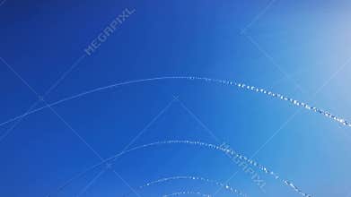 Water jets in arched form