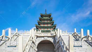 Time lapse video of National Folk Museum in Seoul, South Korea