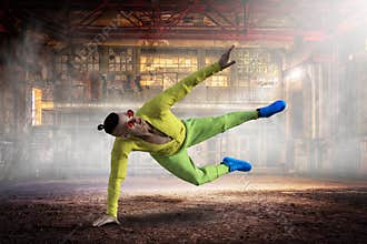 Break Dancing, Dancer, urban Landscape