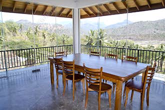 Dining room overlooking nature