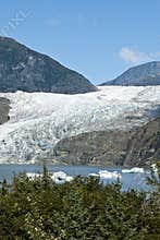 USA Alaska - Mendenhall Glacier and Lake