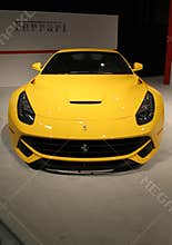 Front yellow ferrari 2015