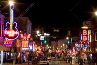 Beale Streetin Downtown Memphis, Tennessee