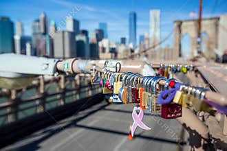 Love locks at the Brooklyn Bridge