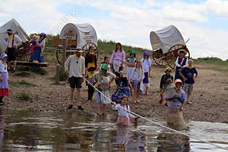 Mormon Trek: Crossing the Sweetwater