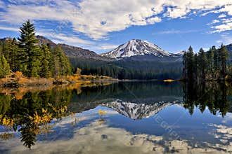 Autumn color, Lassen Peak, Lassen Volcanic National Park