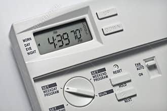 Thermostat 70 Degrees Cool