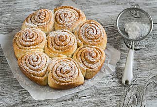 Cinnamon rolls