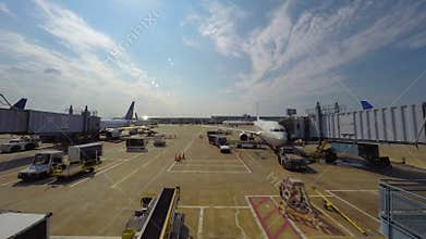 Activity at gates in Chicago airport
