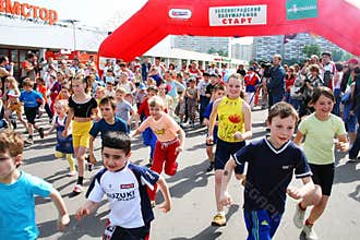 Children runs