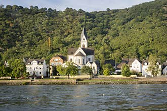 Kamp-Bornhofen St Nikolaus Church