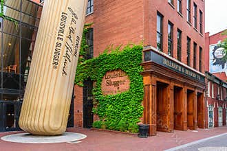 Louisville Slugger Museum & Factory