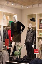 Shopping center seasonal sales