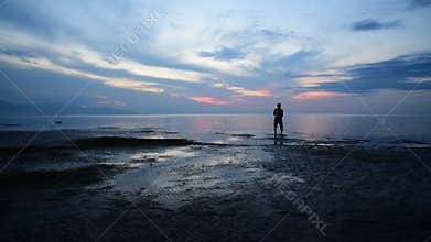 Fishermen returing from hunt