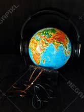 Concept of a threat of pollution with non-recyclable goods