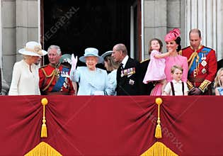 Queen Elizabeth & Royal Family, Buckingham Palace, London June 2017- Trooping the Colour Prince George William, harry, Kate & Char