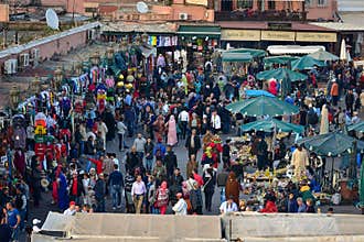 Marrakesh crowd of people