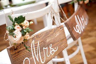 Mr. & Mrs. Sign